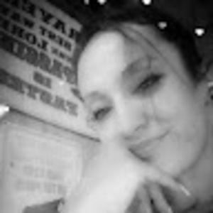 Meet your Posher, Hilary